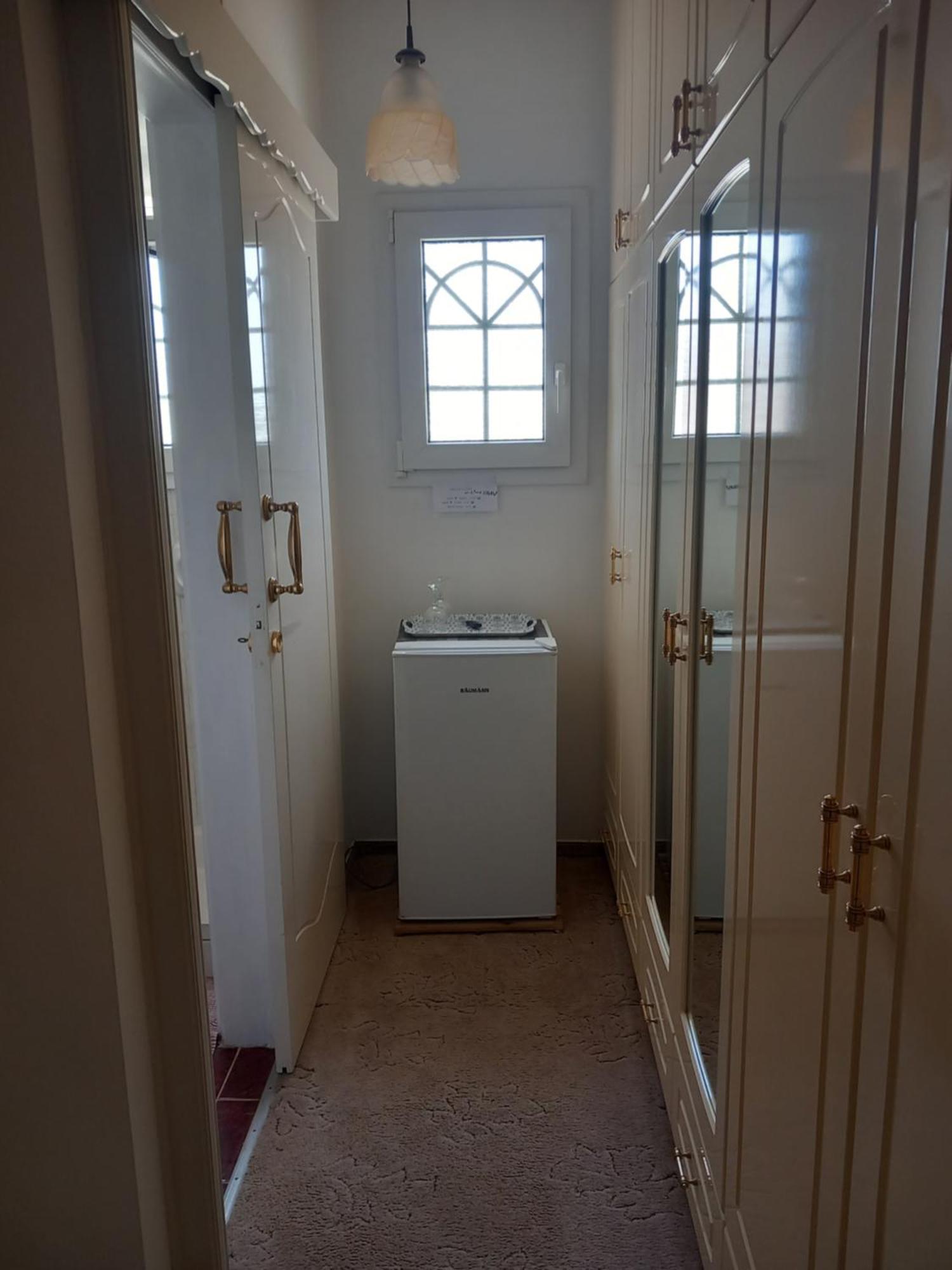 Vasilis House Apartment Dromolaxia Exterior photo
